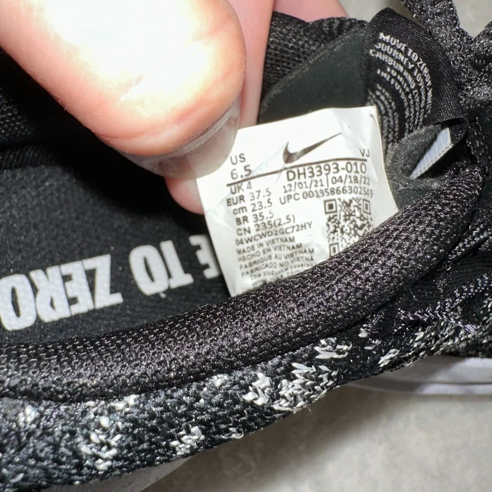 NIKE Womens Black And White Move‎ To Zero Lace Up Trainers Shoes EU 39.5 UK 6.5